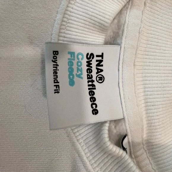 NWOT TNA Classic White Fleece Crewneck Sweater - Picture 2 of 3